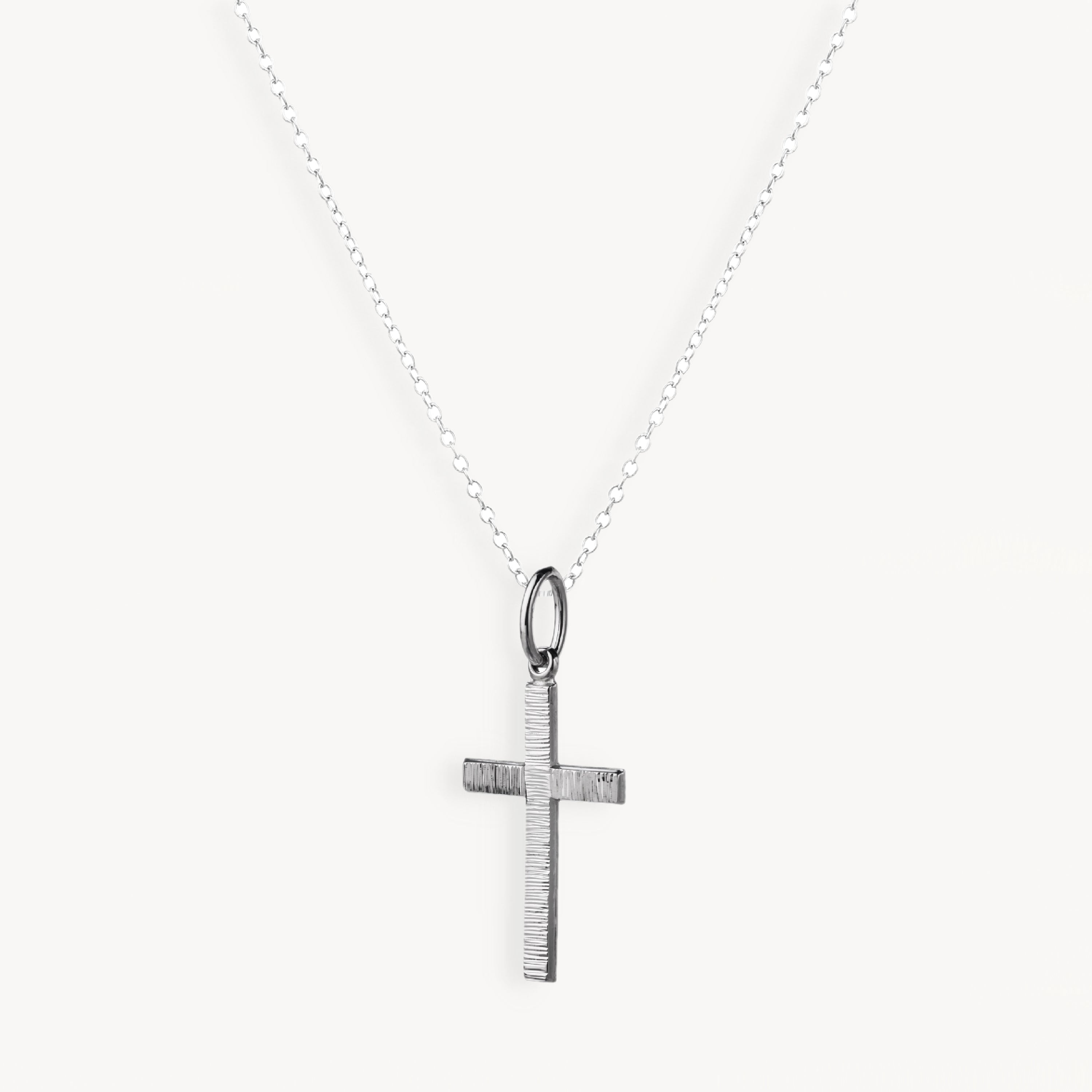 925 STERLING SILVER CLASSIC CROSS PENDANT 30.0 MM.