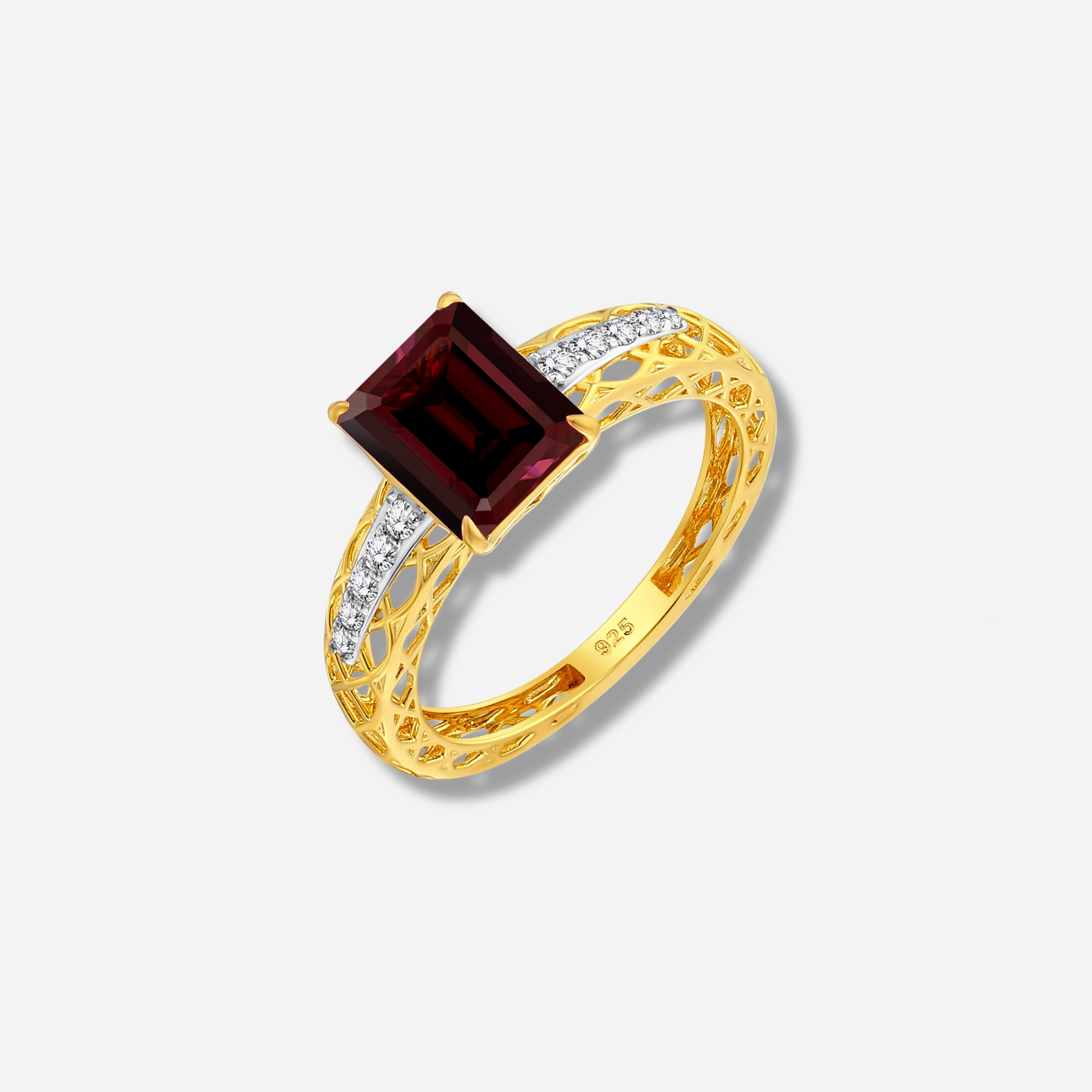 925 STERLING SILVER LE MESH RING WITH GARNET