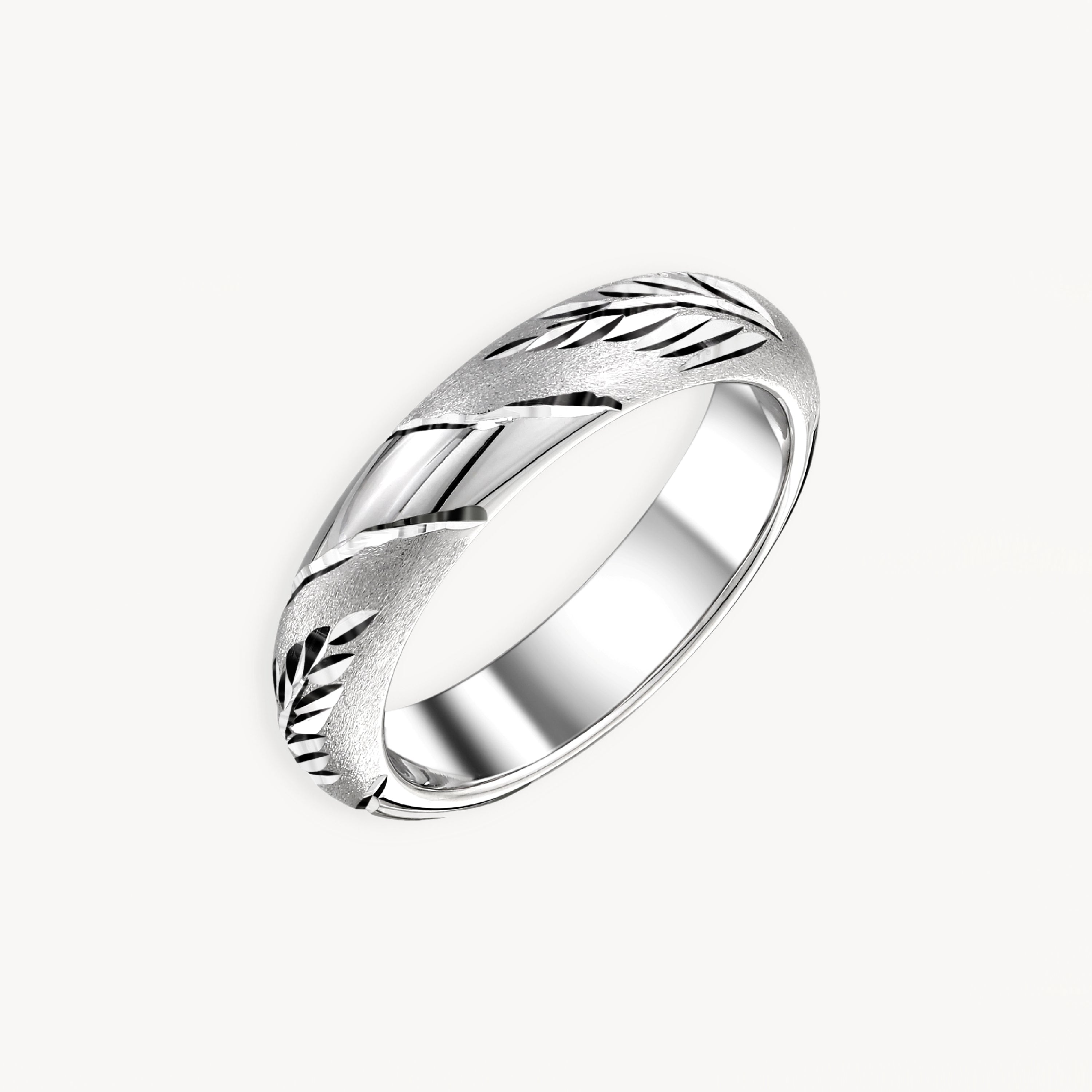 925 STERLING SILVER WITH DIAMOND CUT RING
