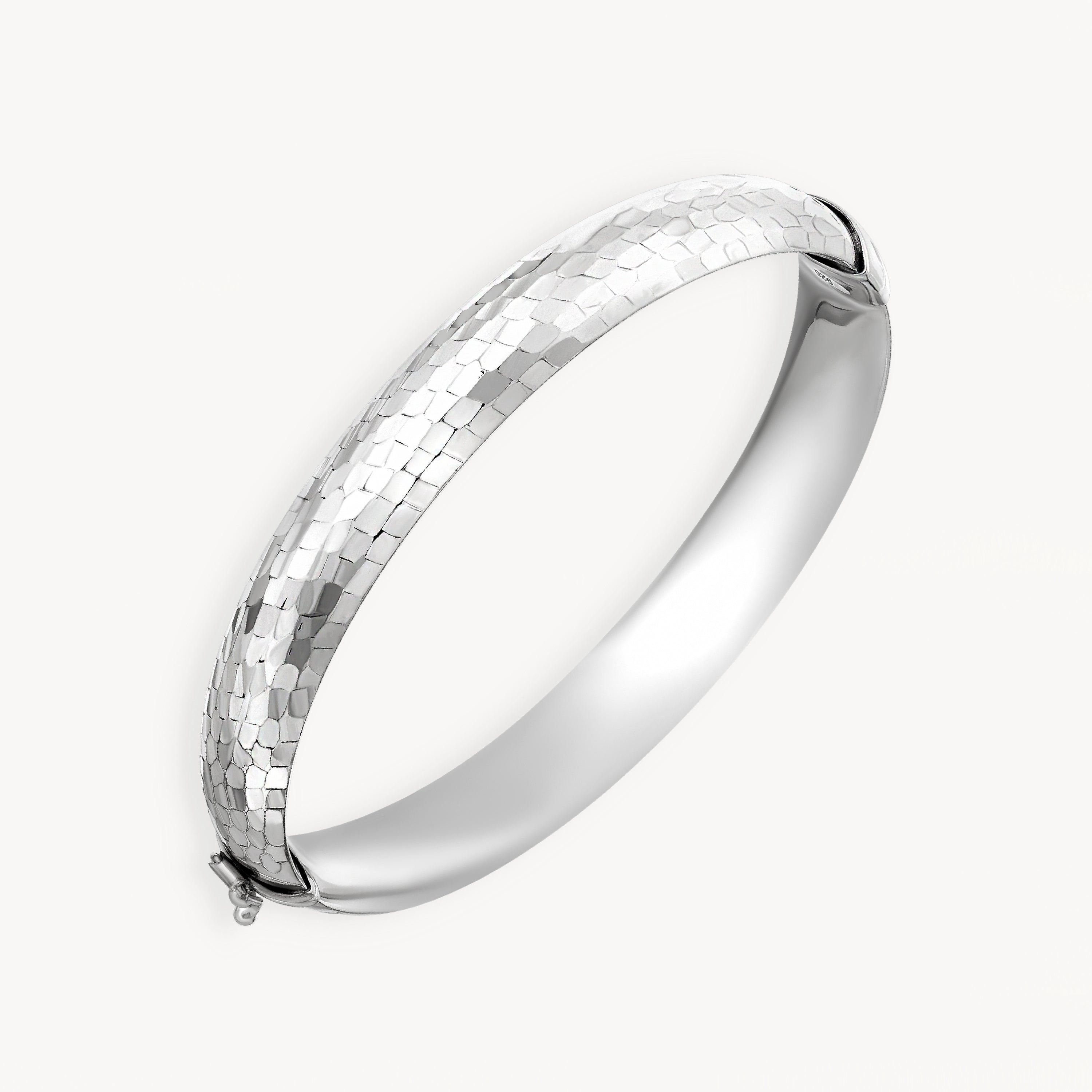 925 STERLING SILVER DIAMOND CUT TUBE HINGED BANGLE
