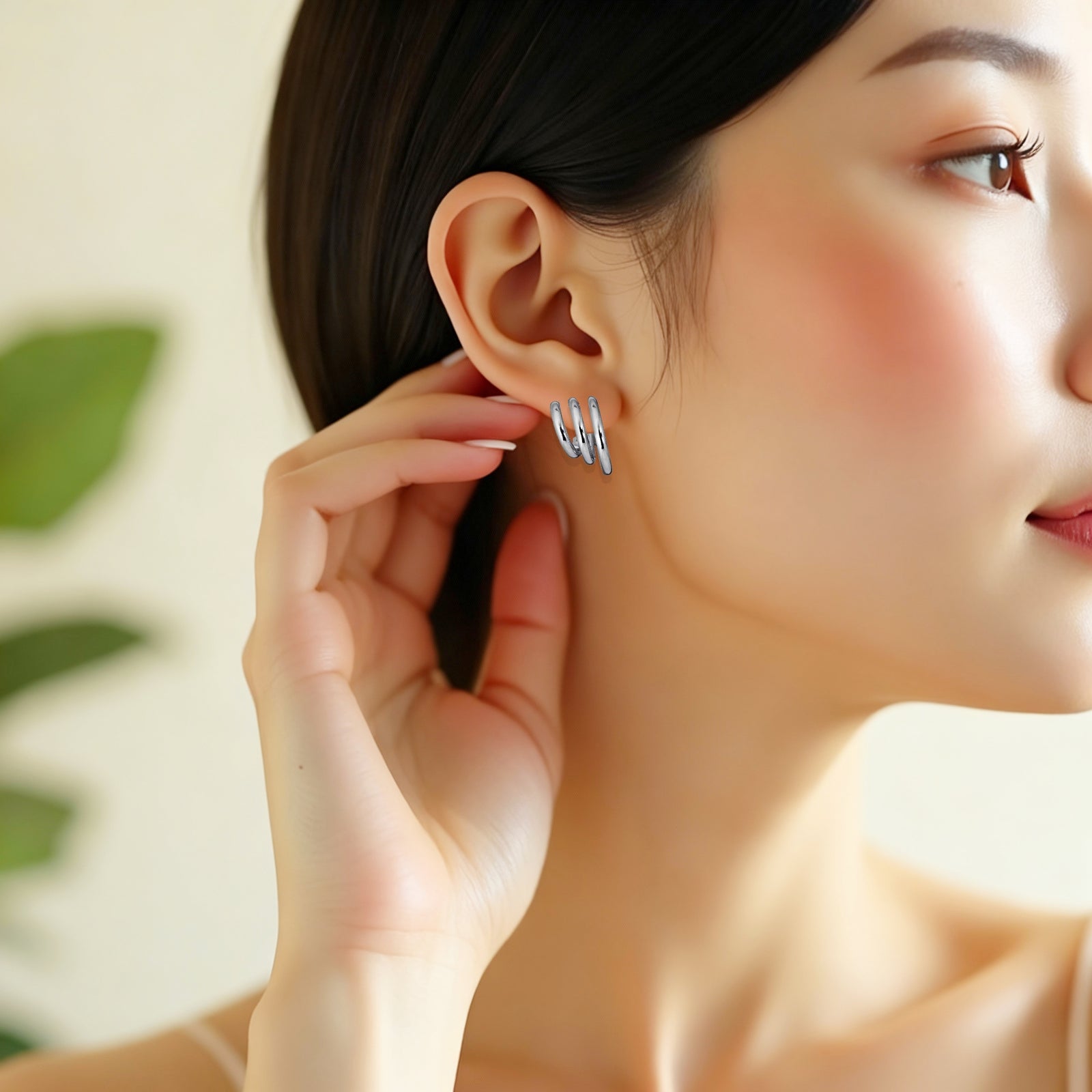 925 STERLING SILVER 15.0 MM. TRIPLE LINES EARRINGS WITH POST F8735