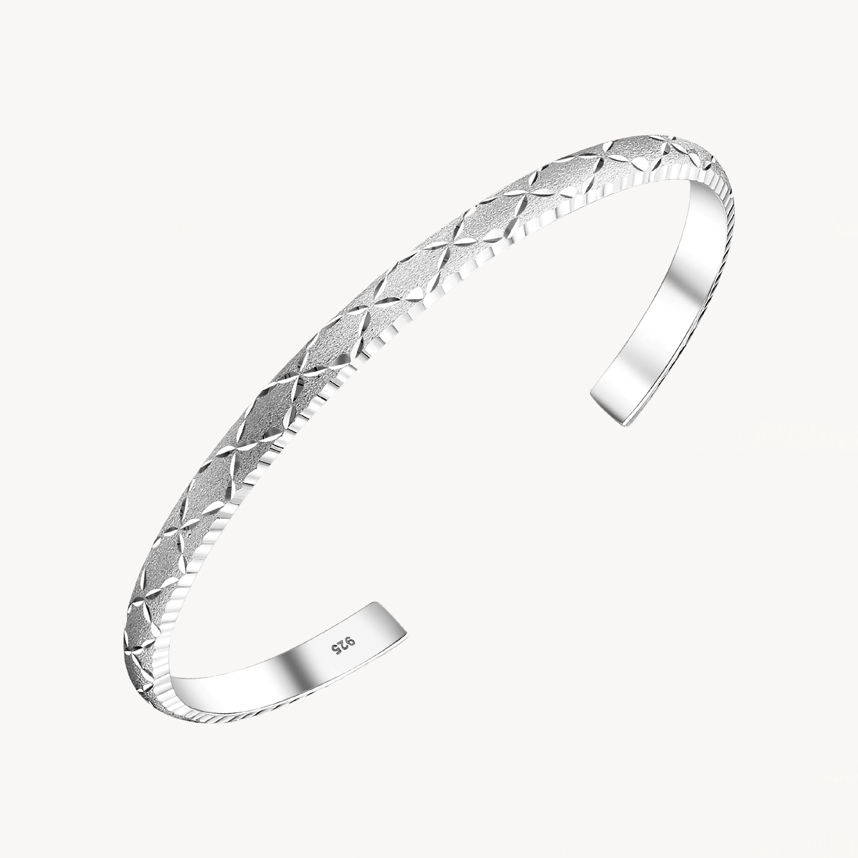 925 STERLING SILVER DIAMOND CUT CUFF BANGLE