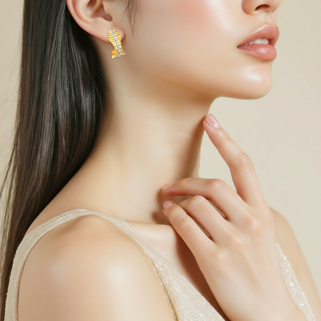 925 STERLING SILVER WITH 14K GOLD PLATED/CZ GORGEOUS ONDULATA EARRINGS