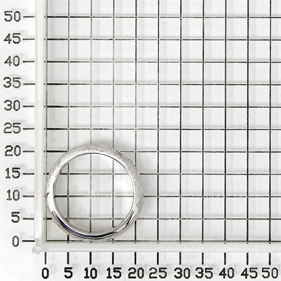 925 STERLING SILVER WITH DIAMOND CUT RING