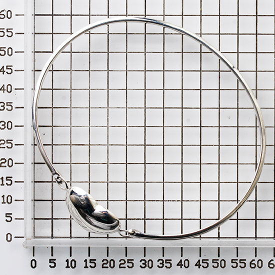 925 STERLING SILVER LIGHT WEIGHT HEART SLIP ON BANGLE BRACELET F54910