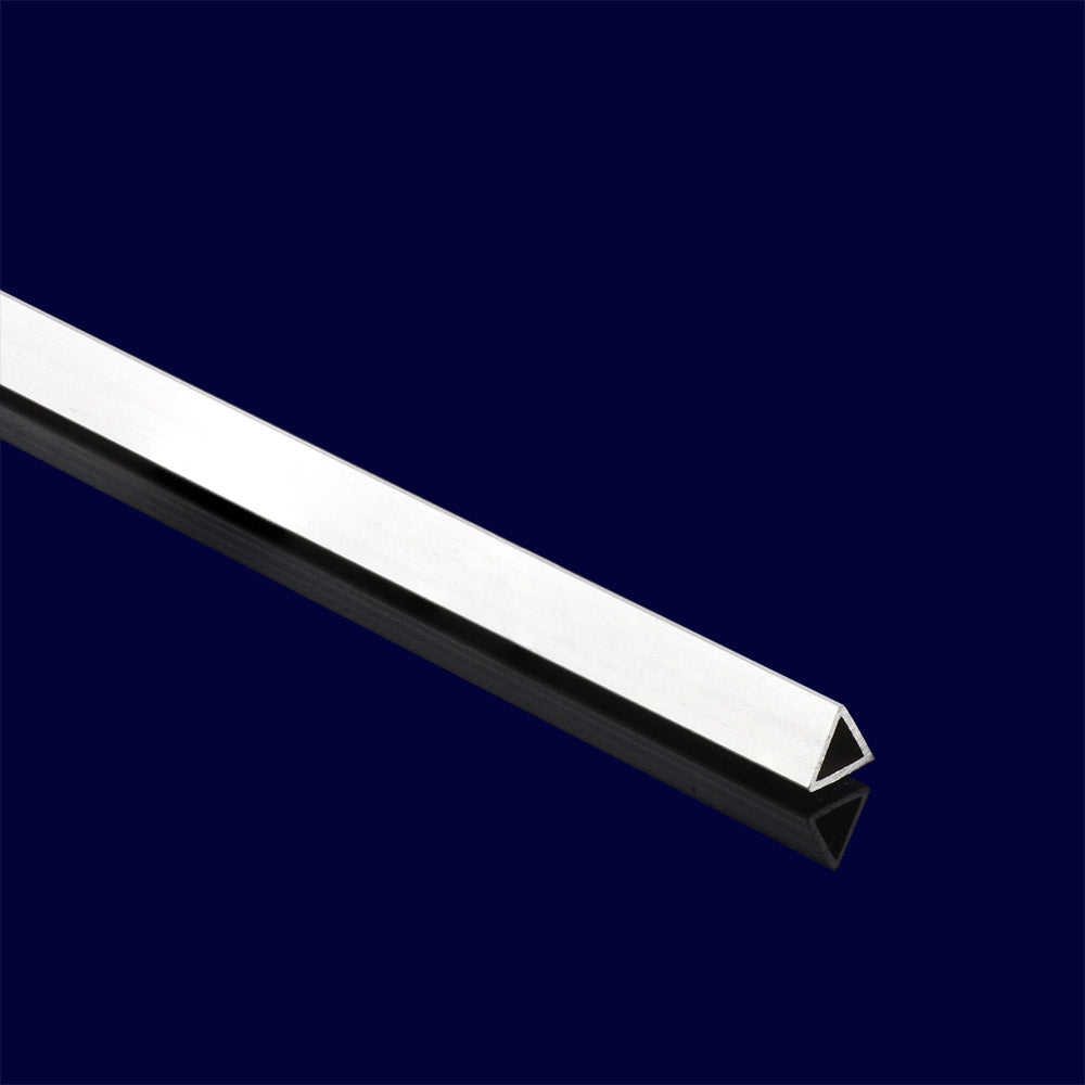 TRIANGLE 3.8 MM G0.20
